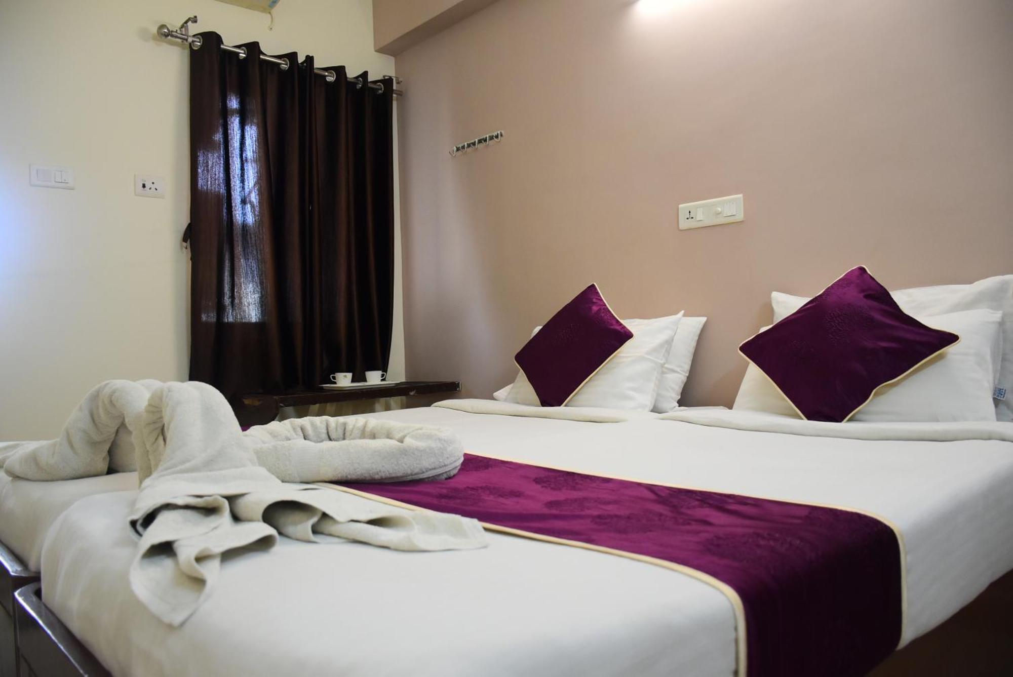Naksha Tree Hotels Kishore Inn - Koyambedu Chennai Eksteriør billede