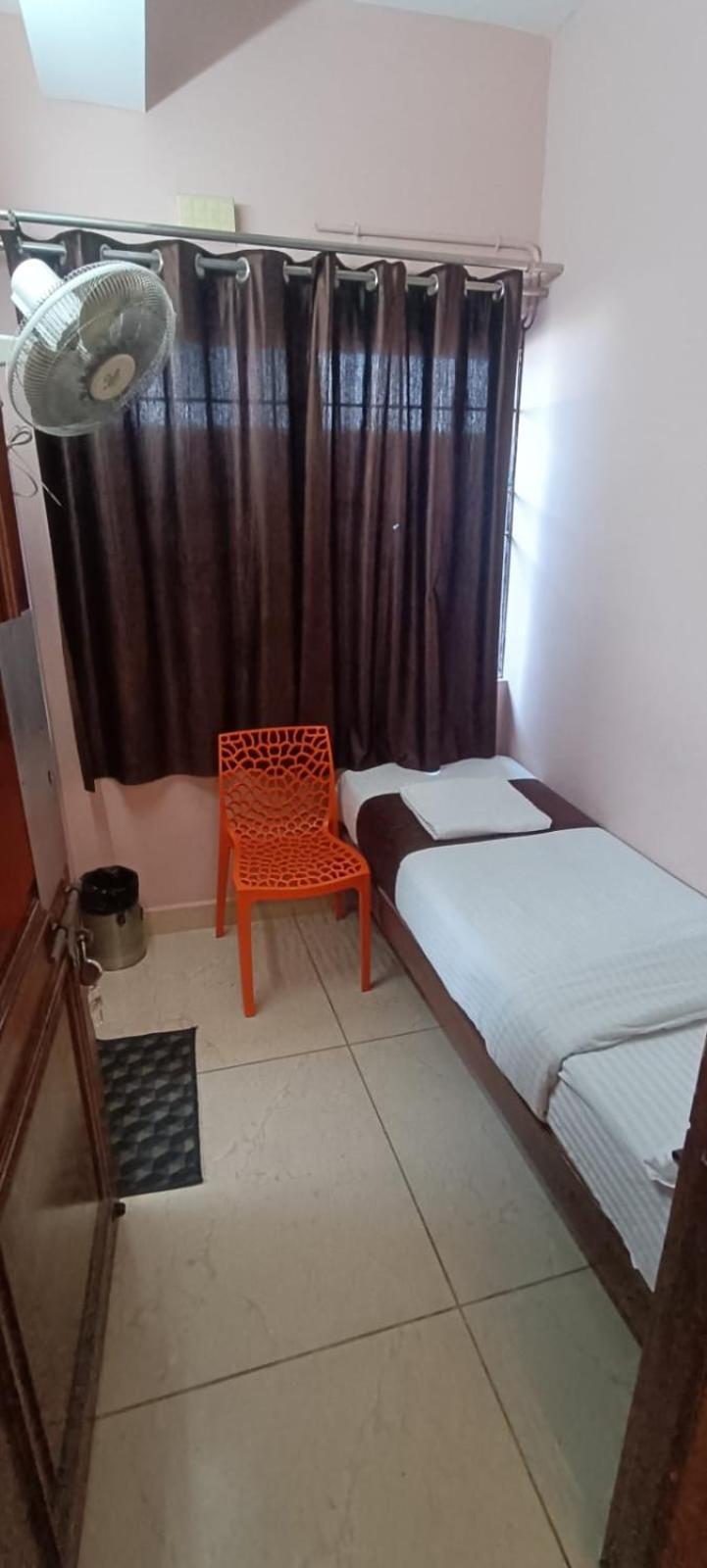 Naksha Tree Hotels Kishore Inn - Koyambedu Chennai Eksteriør billede