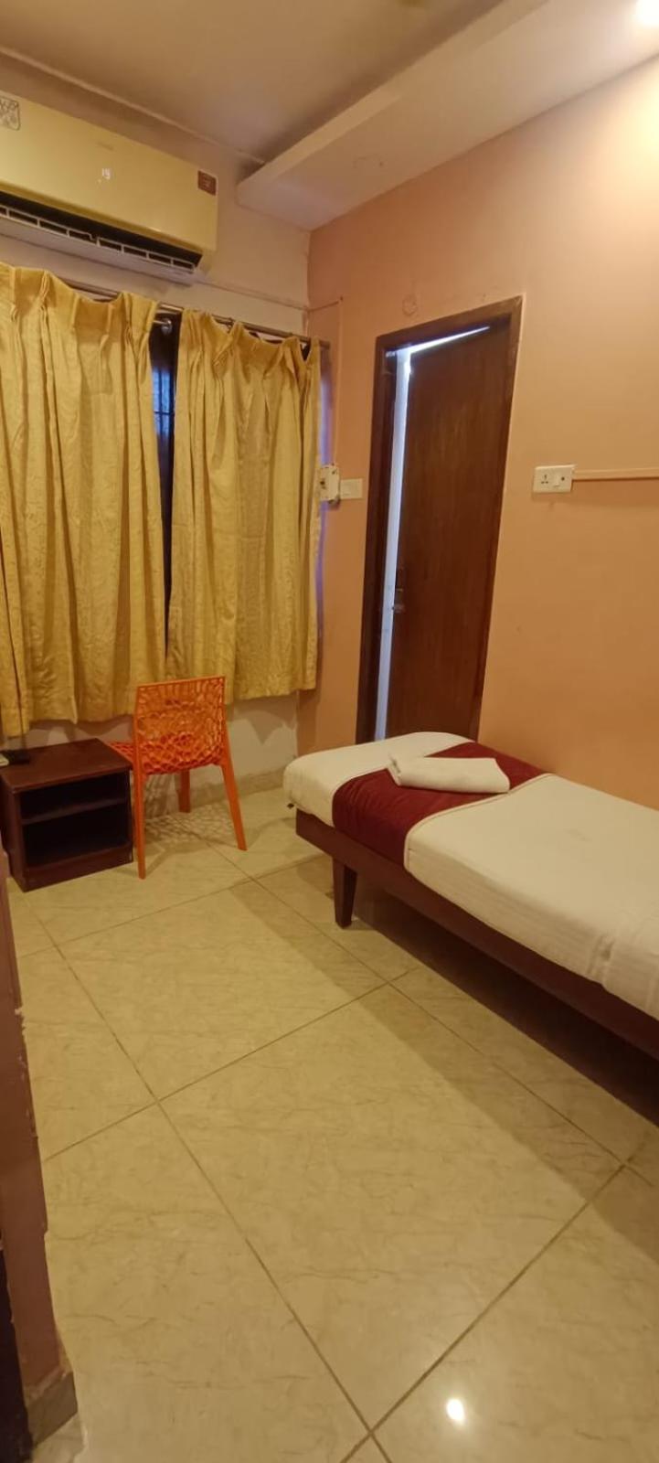 Naksha Tree Hotels Kishore Inn - Koyambedu Chennai Eksteriør billede